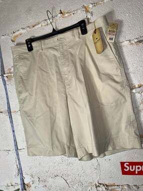 Tommy Bahama NWT Ashore Thing Pleated Shorts Size 38 Spray Tan Beige
